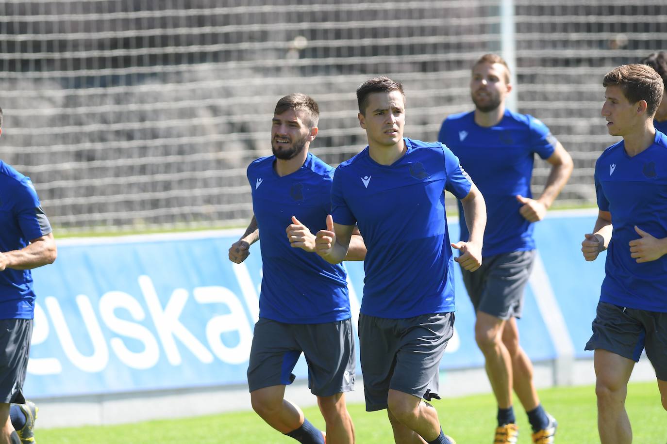 Fotos: La Real Sociedad sigue con su preparación de cara a la campaña 2019/20