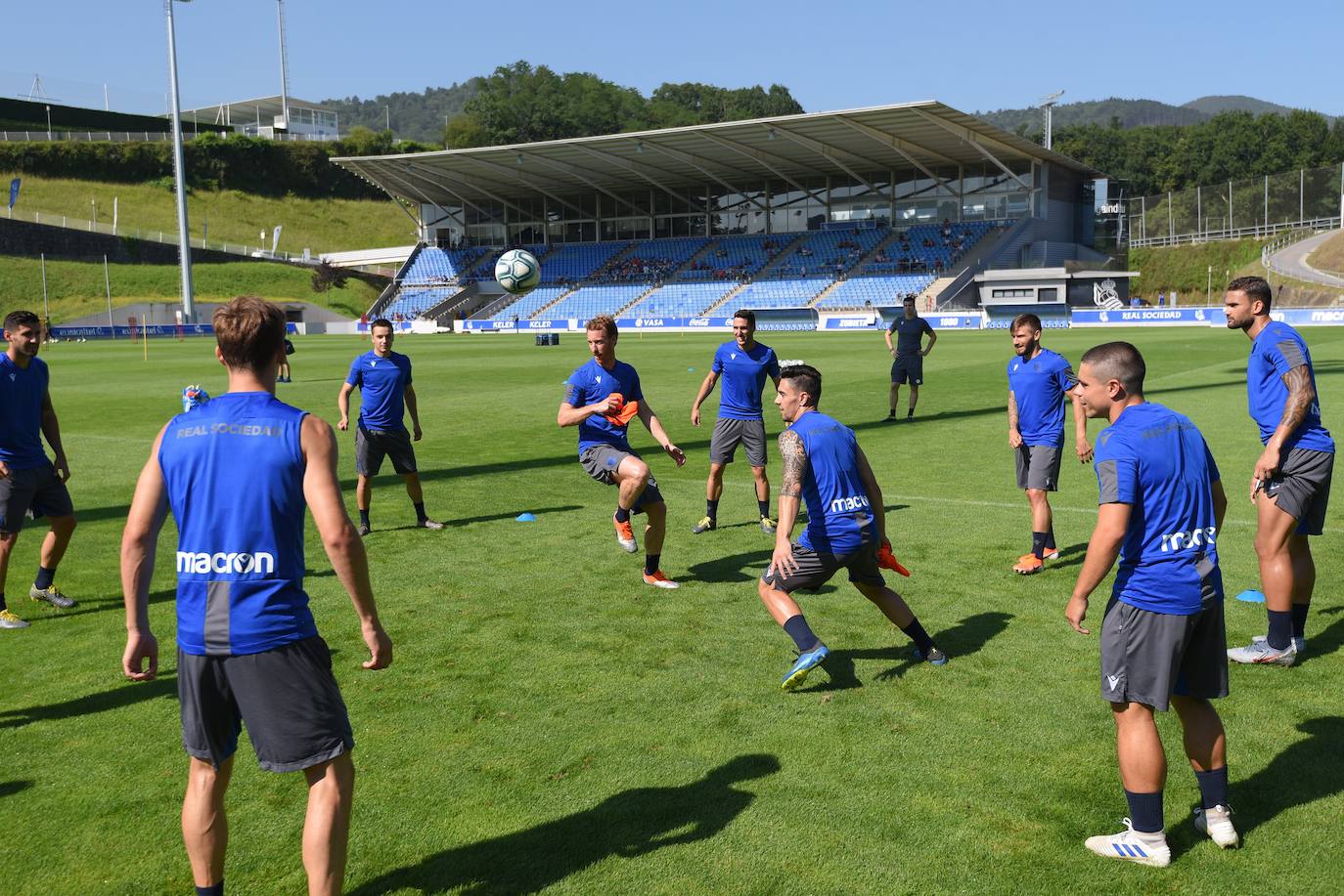 Fotos: La Real Sociedad sigue con su preparación de cara a la campaña 2019/20