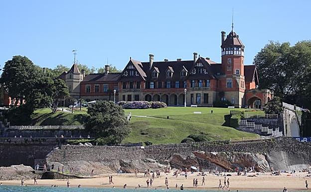 El Palacio Miramar fue el escenario del segundo día de rodaje.