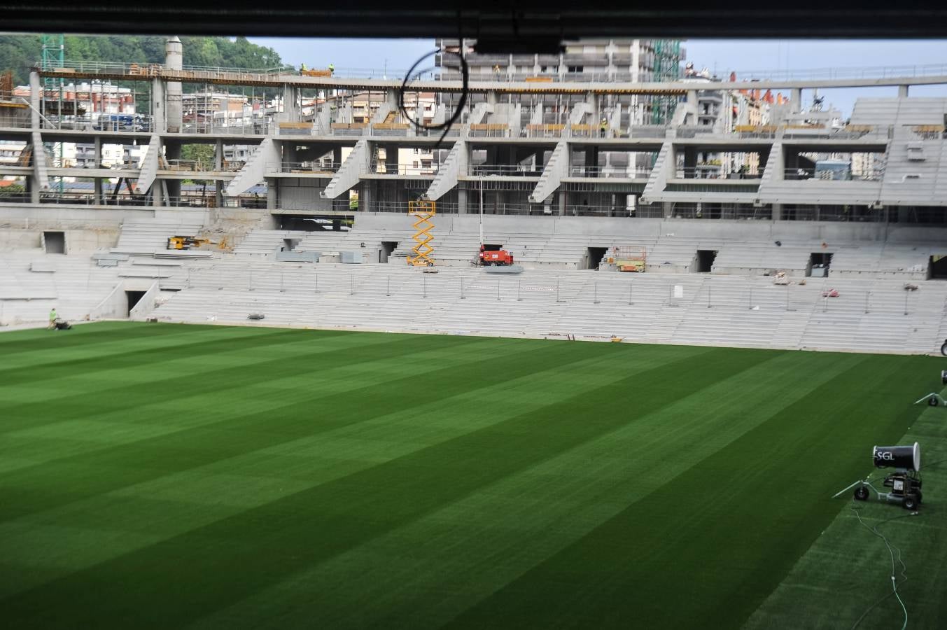 El campo de la Real Sociedad sigue tomando forma.