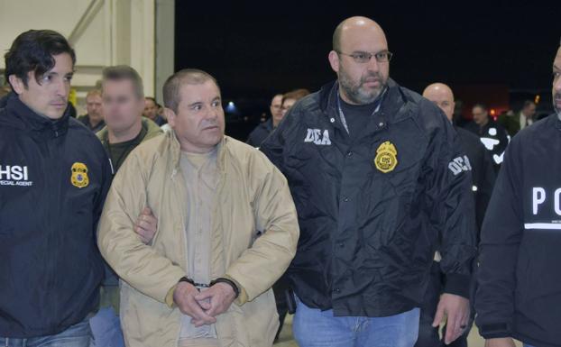 'El Chapo', durante su extradición a EE UU en enero de 2017.