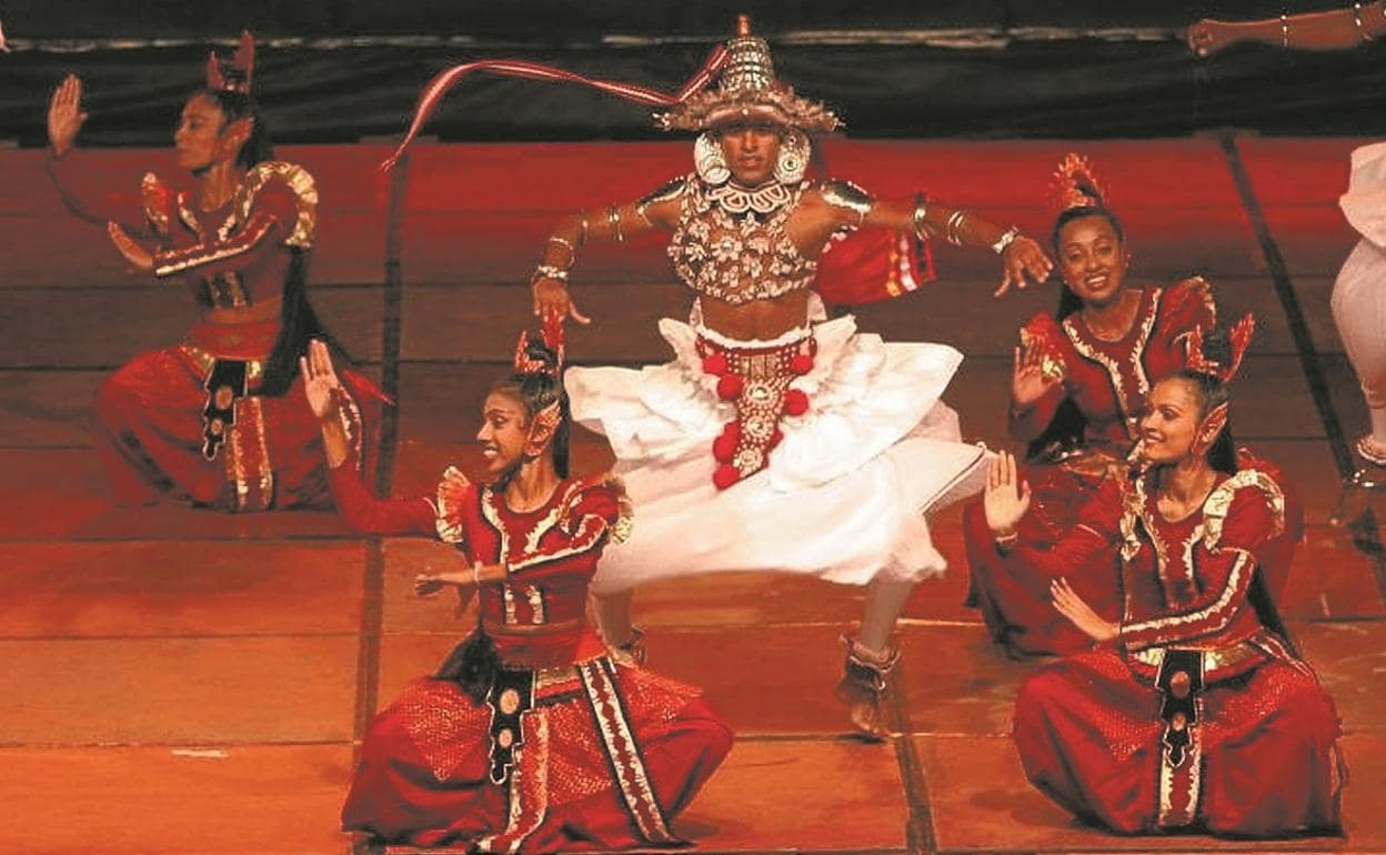 Sama Ballet. La compañía de Sri Lanka traerá a Elgoibar el exotismo del Lejano Oriente. 