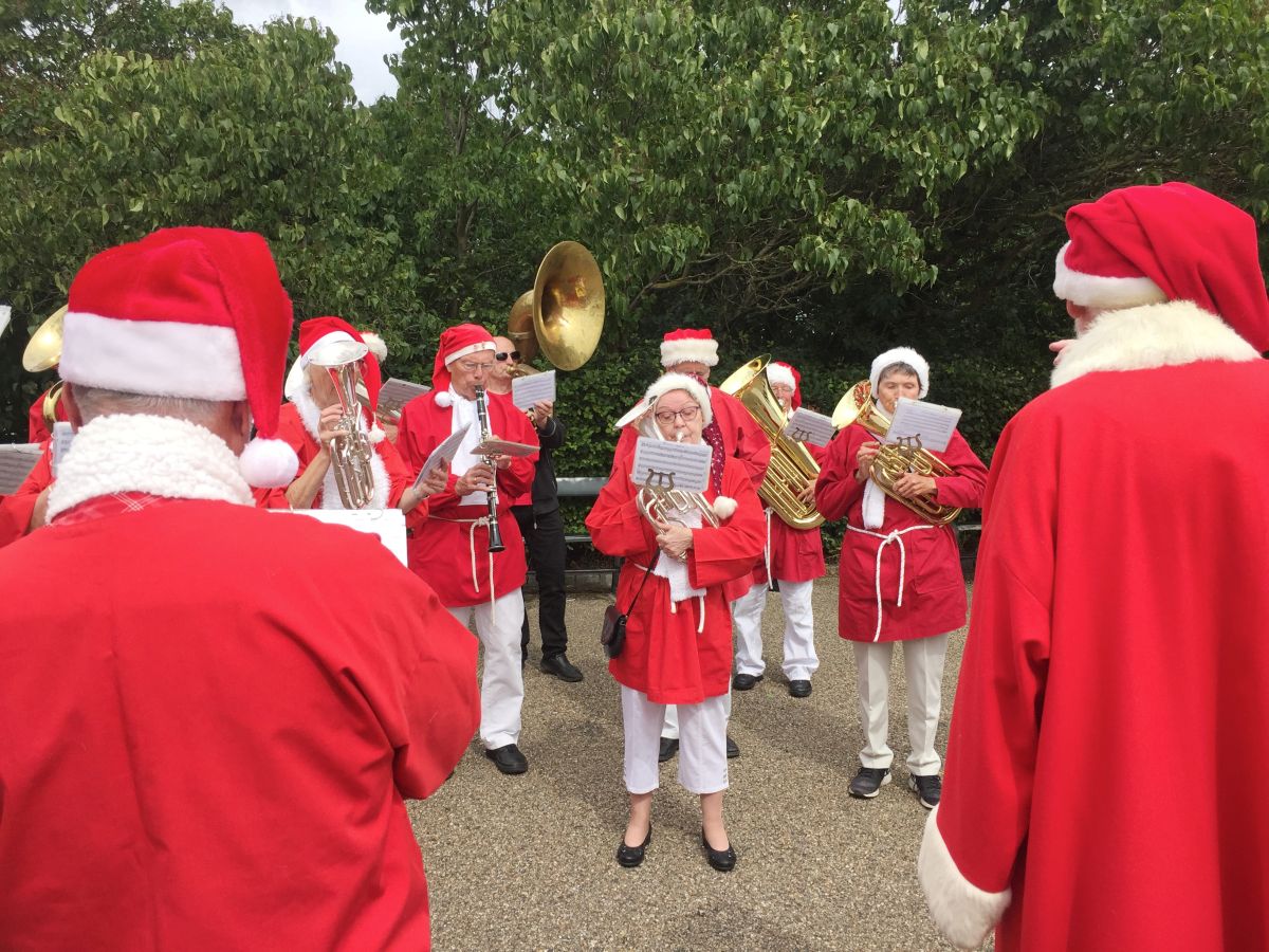 Fotos: ¿Papá Noel en verano?