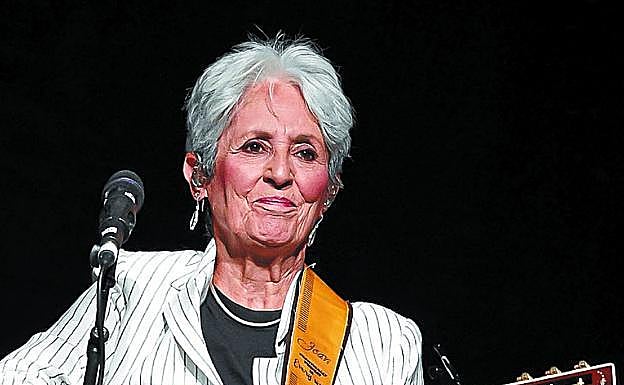 Baez, este mes en Montreux, en la gira que le trae a Donostia. 