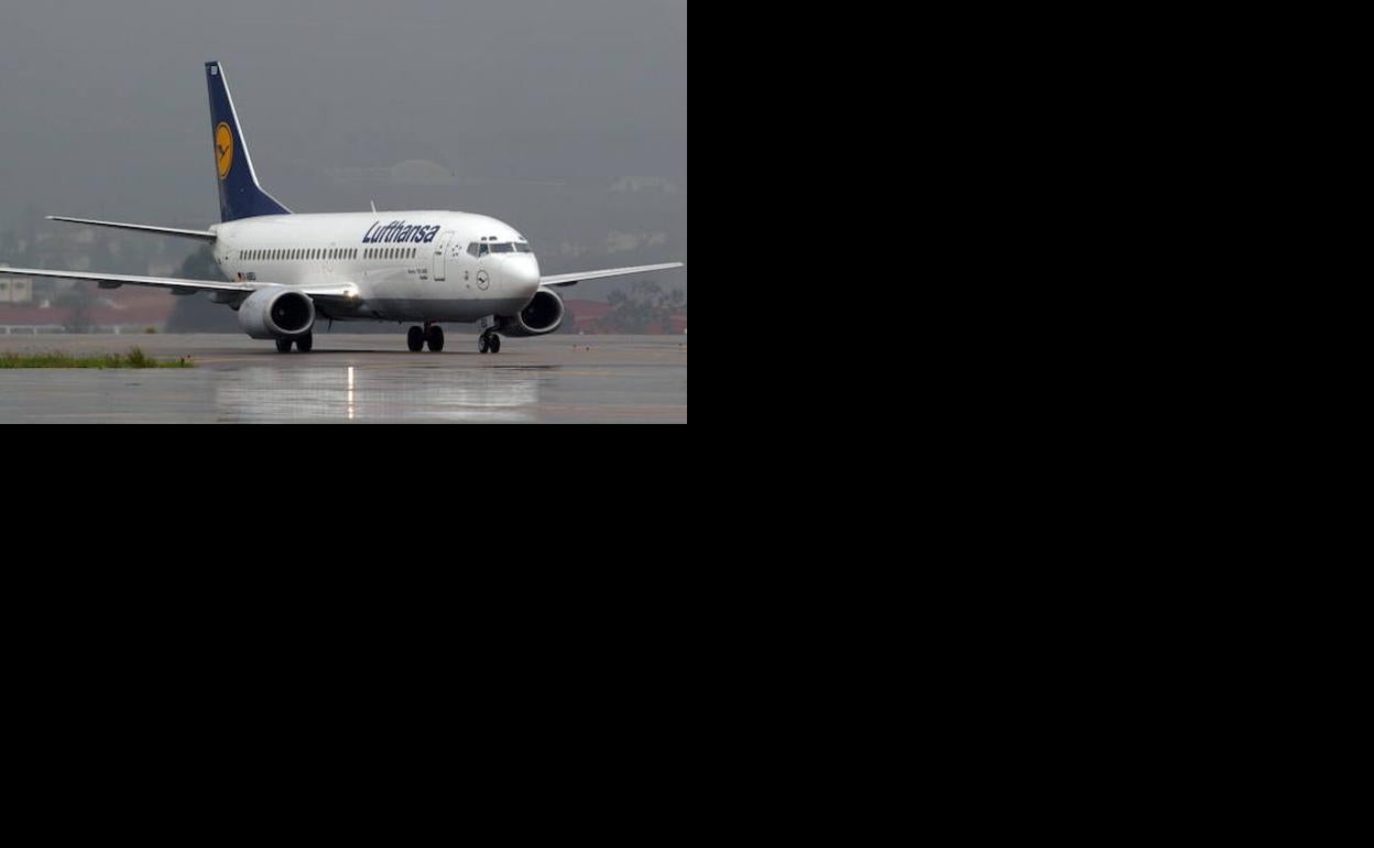 Lufthansa devuelve 559 euros a un matrimonio de Bilbao que compró dos billetes de más