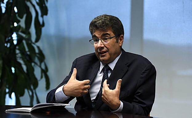 El consejero delegado de Euskaltel, José Miguel García.
