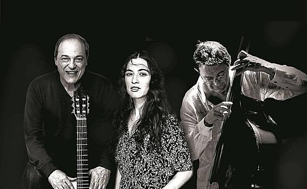 Toquinho, Sílvia Pérez Cruz y Javier Colina, en una fotografía de promoción. 