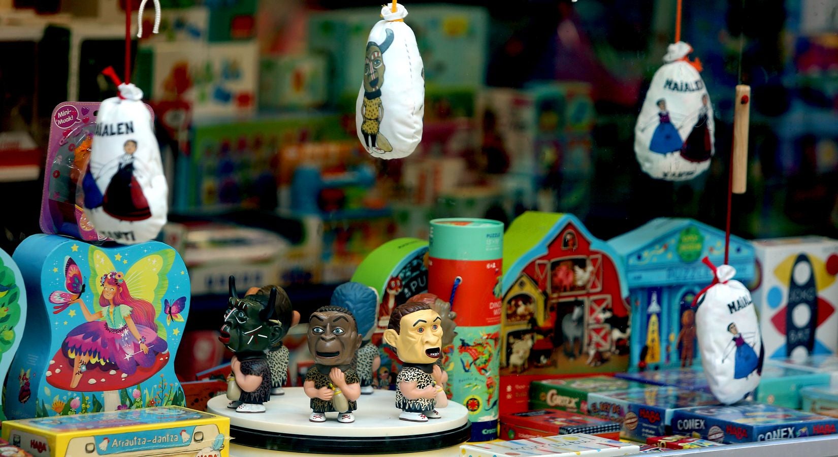 Fotos: La pasión de los txikis por los gigantes