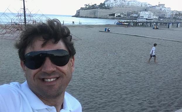 Eneko Andueza, en un día de playa en Peñíscola