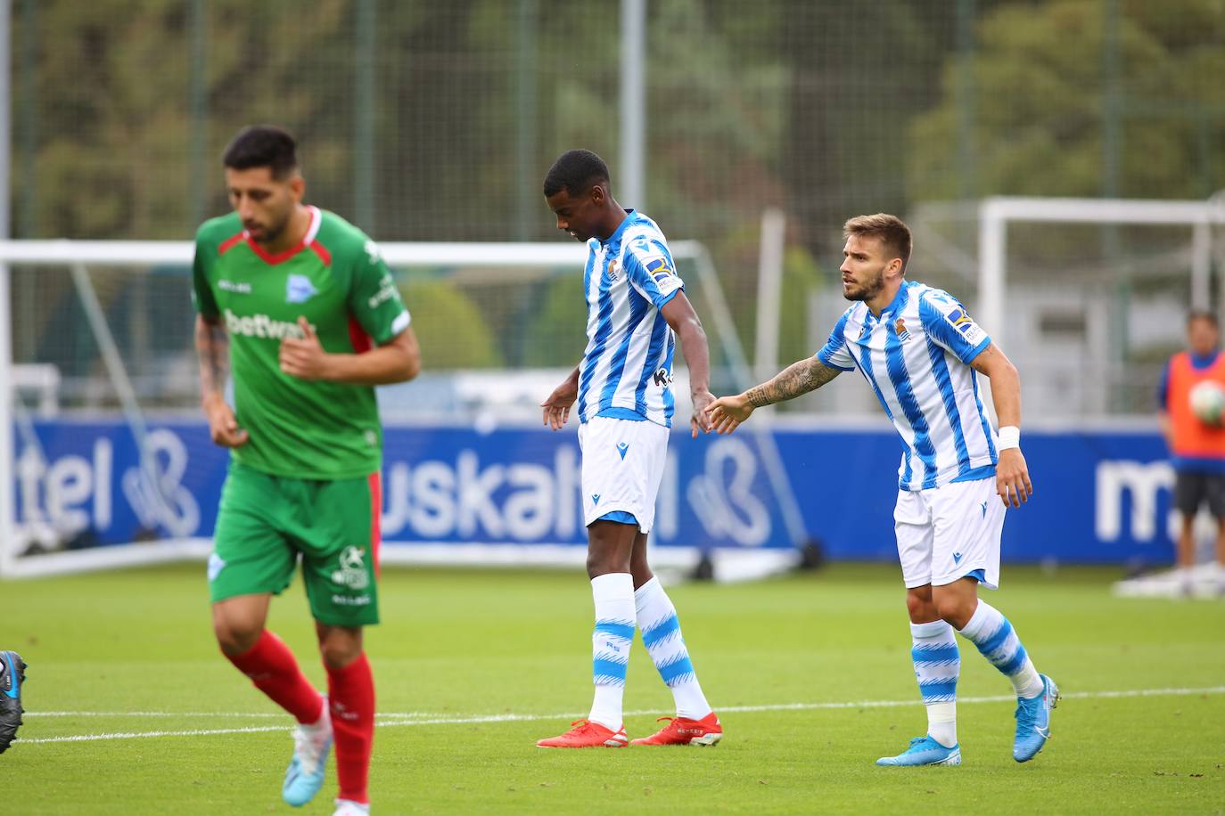 Fotos: Las imágenes del amistoso de prestemporada Real Sociedad-Alavés