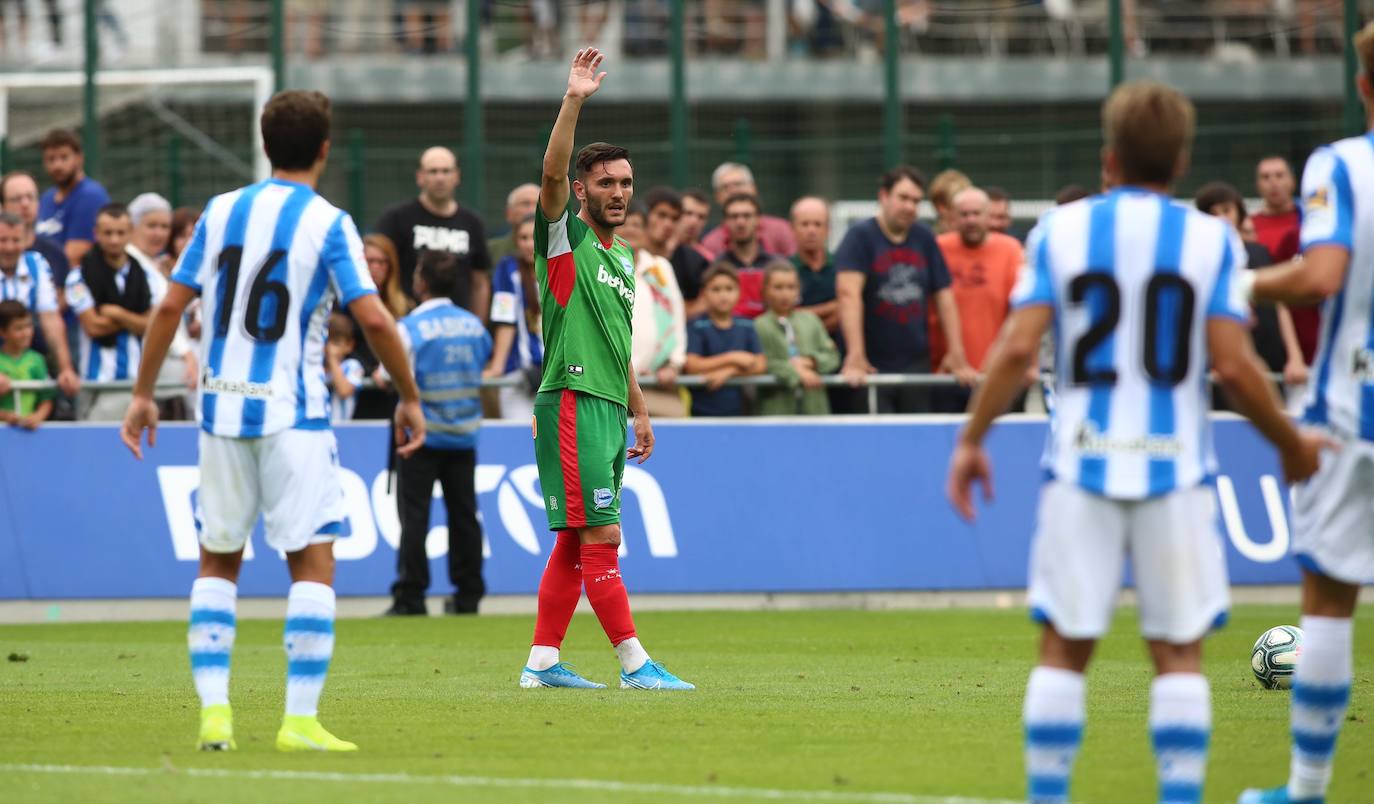Fotos: Las imágenes del amistoso de prestemporada Real Sociedad-Alavés