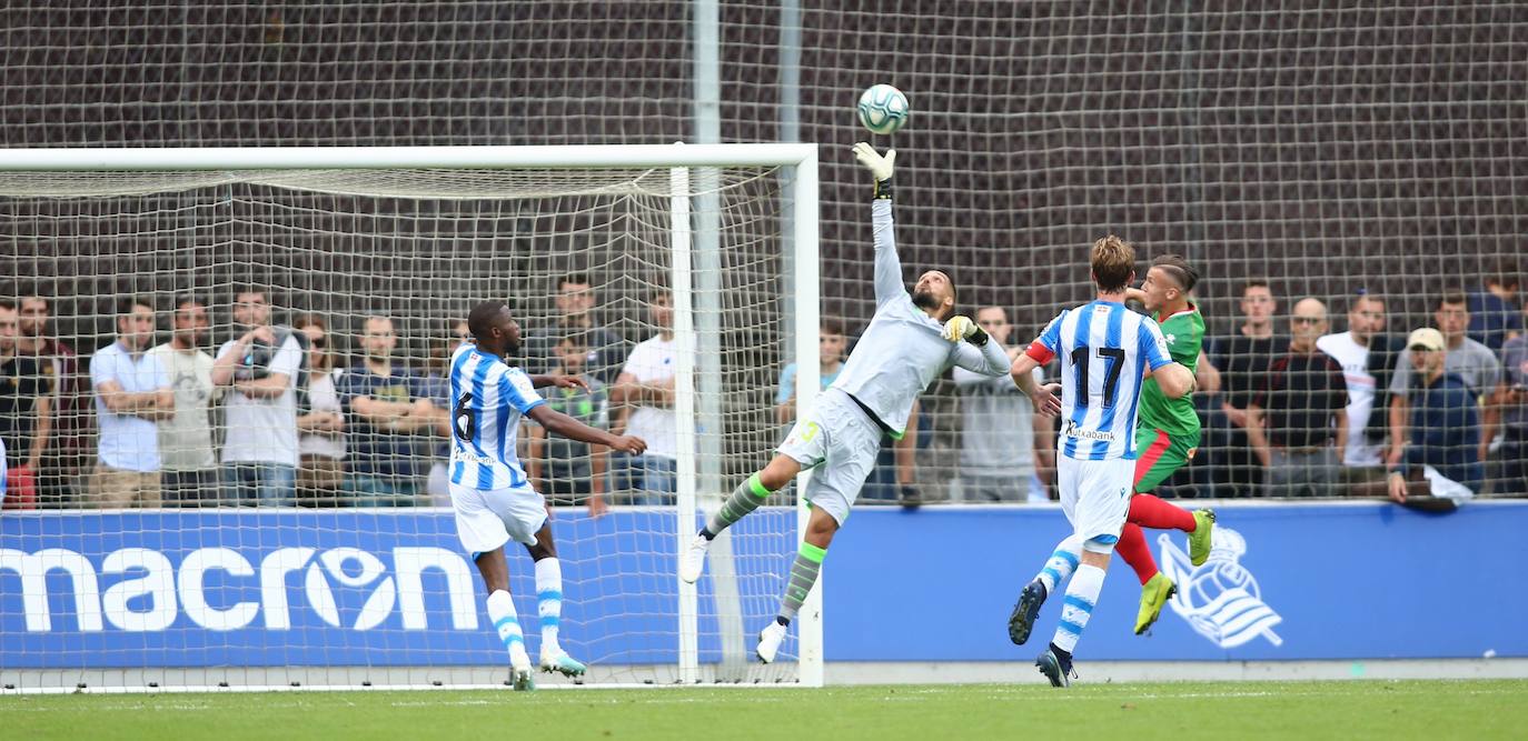 Fotos: Las imágenes del amistoso de prestemporada Real Sociedad-Alavés