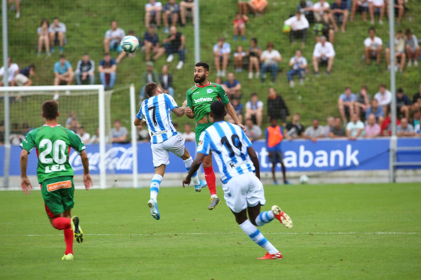 Fotos: Las imágenes del amistoso de prestemporada Real Sociedad-Alavés