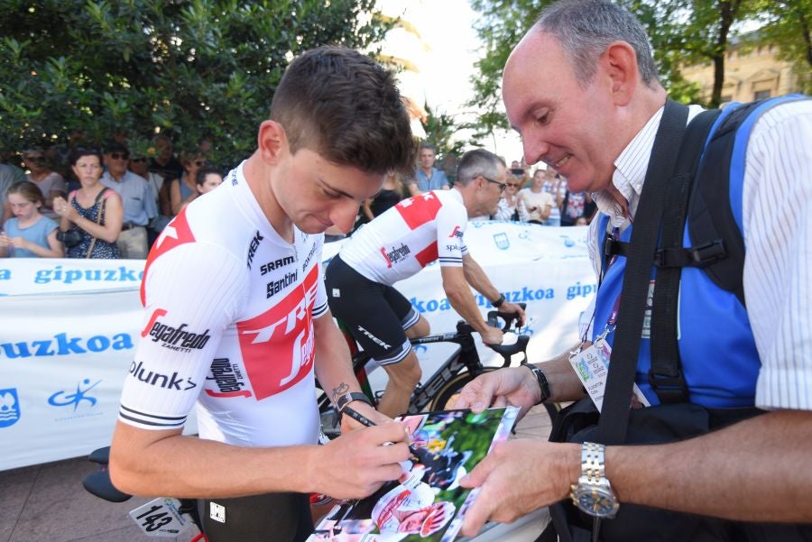Las estrellas del pelotón mundial ya se encuentran en San Sebastián preparando la carrera del sábado. 