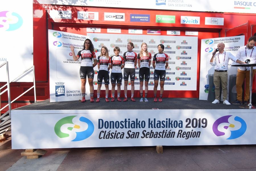 Las estrellas del pelotón mundial ya se encuentran en San Sebastián preparando la carrera del sábado. 
