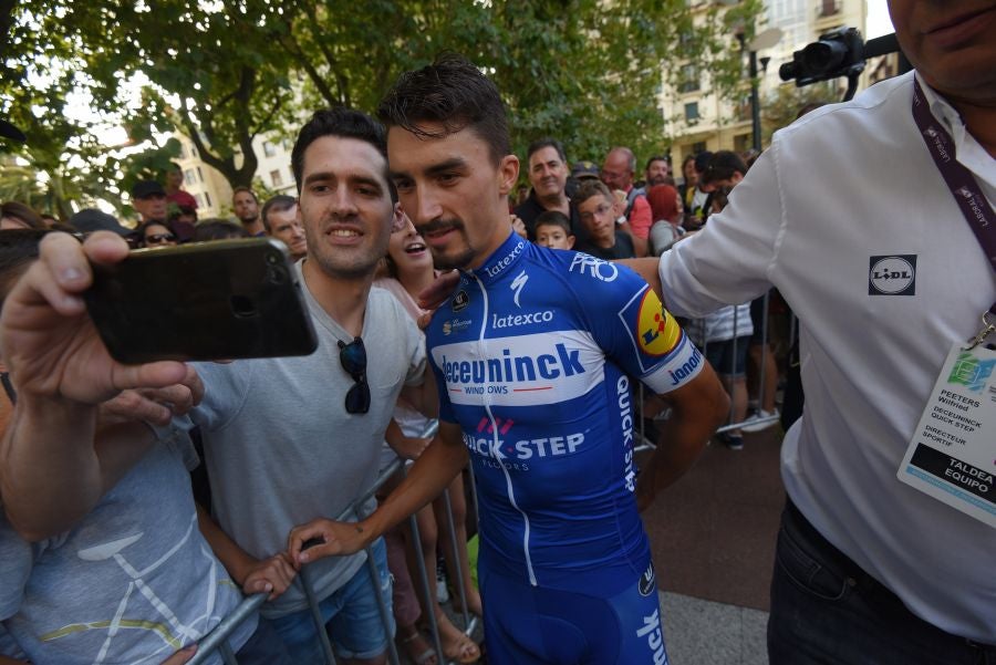 Las estrellas del pelotón mundial ya se encuentran en San Sebastián preparando la carrera del sábado. 
