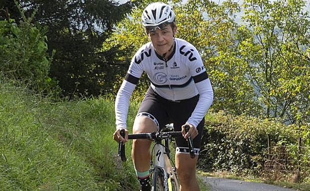 Leire Olaberria, ayer en la parte final de la subida a Murgil.