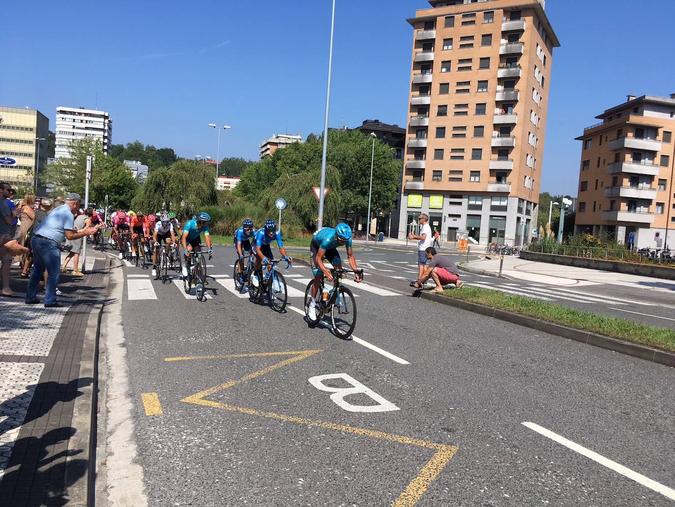 El espectáculo del ciclismo de alto nivel pasó una vez más por las carreteras guipuzcoanas de la mano de la Clásica de San Sebastián