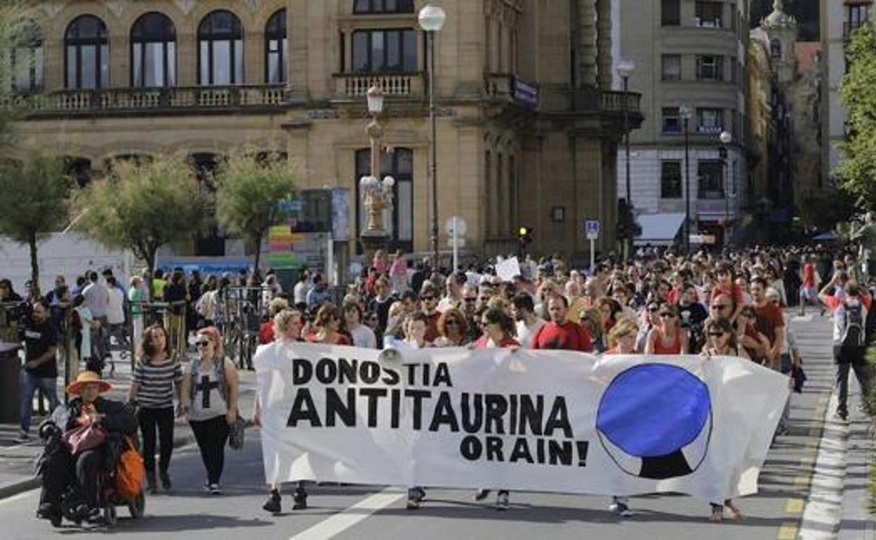 Movimiento antitaurino de San Sebastián llama a manifestarse el día 14 contra las corridas de toros en la Semana Grande de San Sebastián