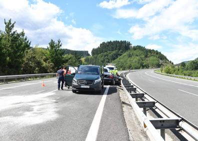 Imagen secundaria 1 - Tres imágenes del accidente mortal.