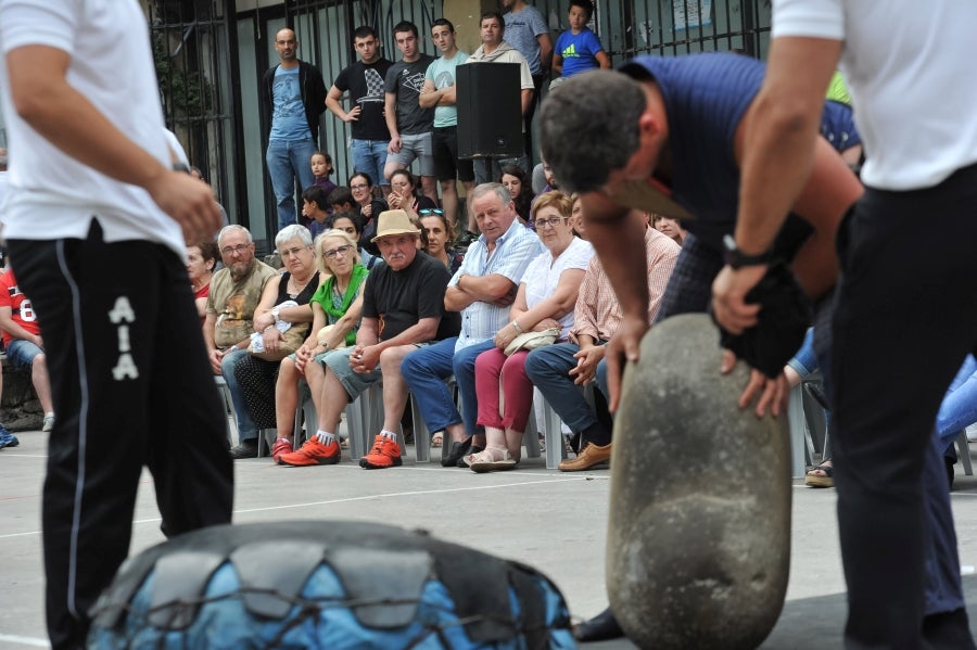 El zarauztarra logra su quinta victoria en la Trinidad con 15 alzadas. Los dos primeros de la pasada edición, Urra y Kortaberri, cerraron esta vez la clasificación.