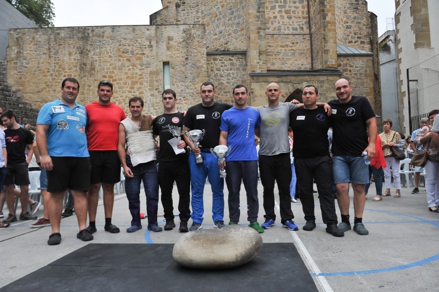 El zarauztarra logra su quinta victoria en la Trinidad con 15 alzadas. Los dos primeros de la pasada edición, Urra y Kortaberri, cerraron esta vez la clasificación.