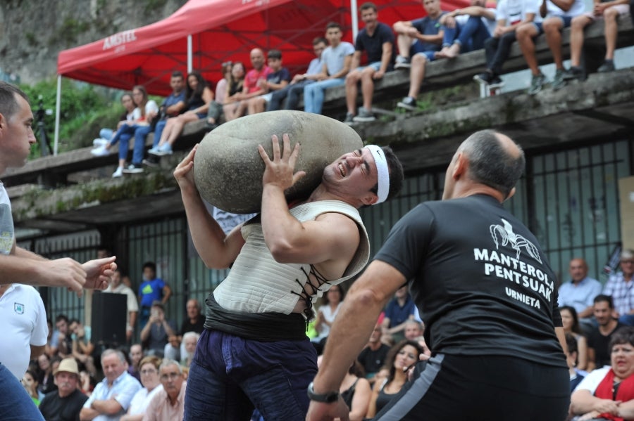 El zarauztarra logra su quinta victoria en la Trinidad con 15 alzadas. Los dos primeros de la pasada edición, Urra y Kortaberri, cerraron esta vez la clasificación.