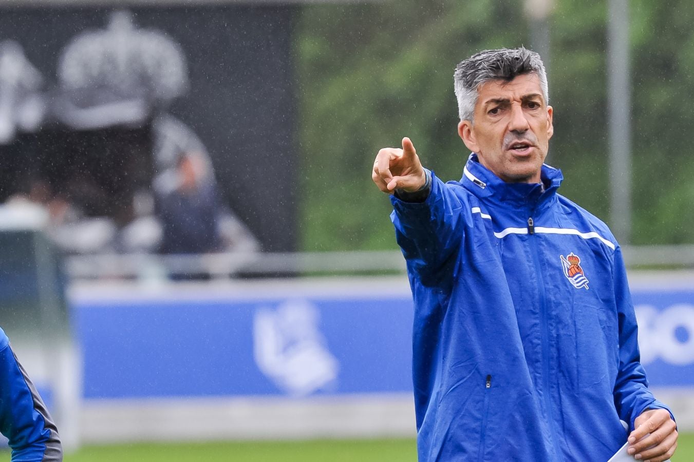 Solo diez jugadores de campo han saltado a las instalaciones del Jose Luis Orbegozo. El técnico oriotarra ha querido dar descanso a muchos de sus futbolistas tras los dos últimos partidos de pretemporada y citó en el entrenamiento de hoy a los que no participaron en la final de la Euskal Herriko Txapelketa.