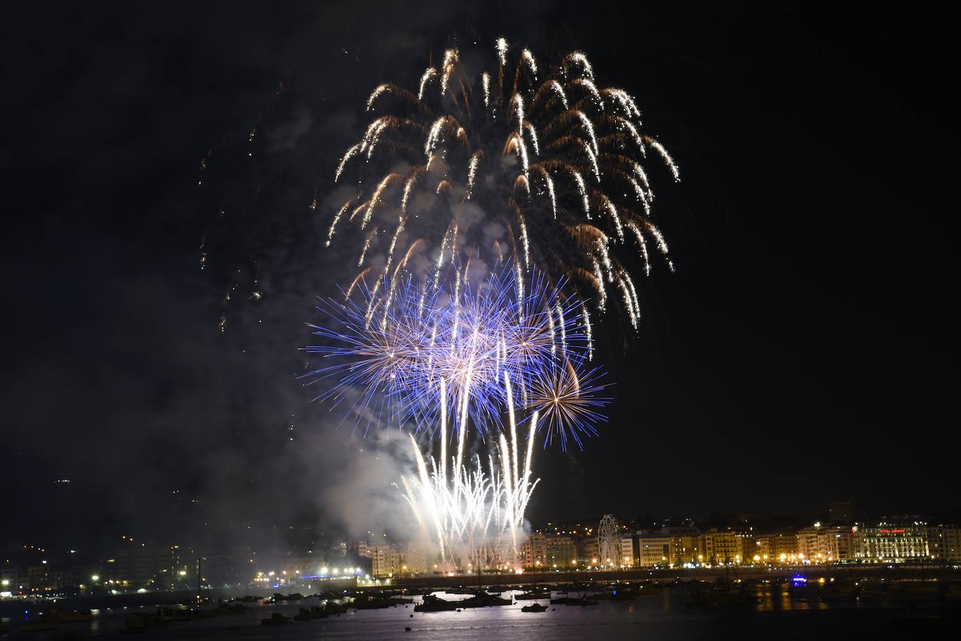 Fotos: Los fuegos de Vulcano convencieron