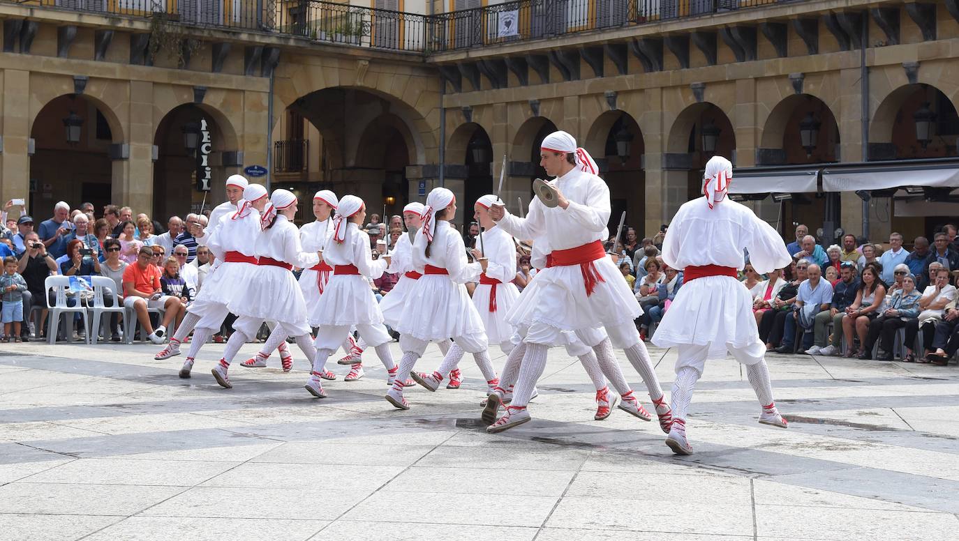 Fotos: Dantzarien dotorezia
