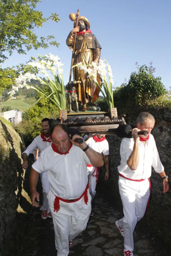 Fotos: Pasión por San Roke en Deba