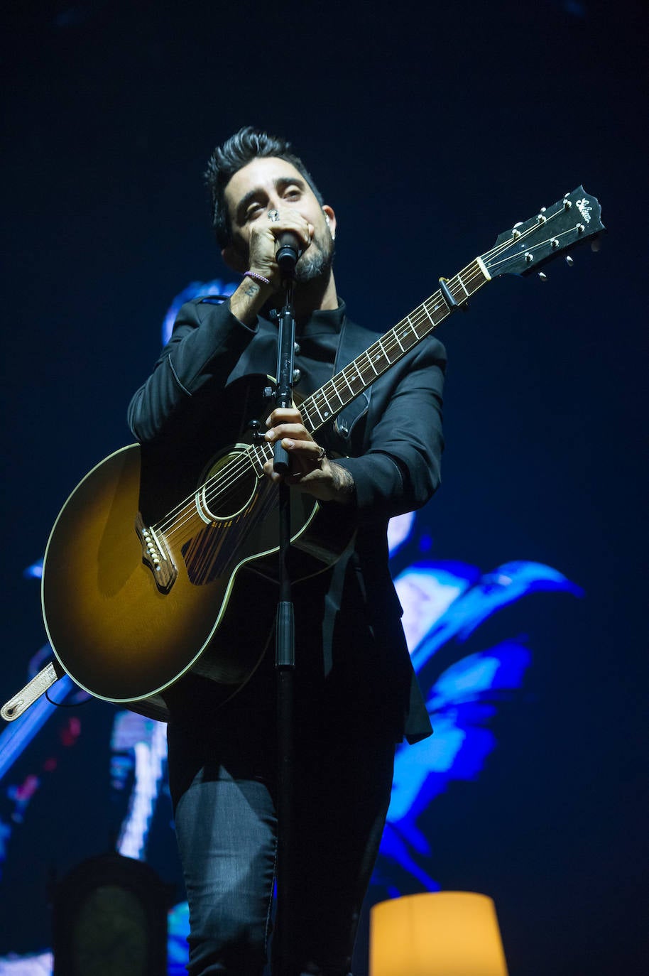 Fotos: Alex Ubago arrasa en Sagües