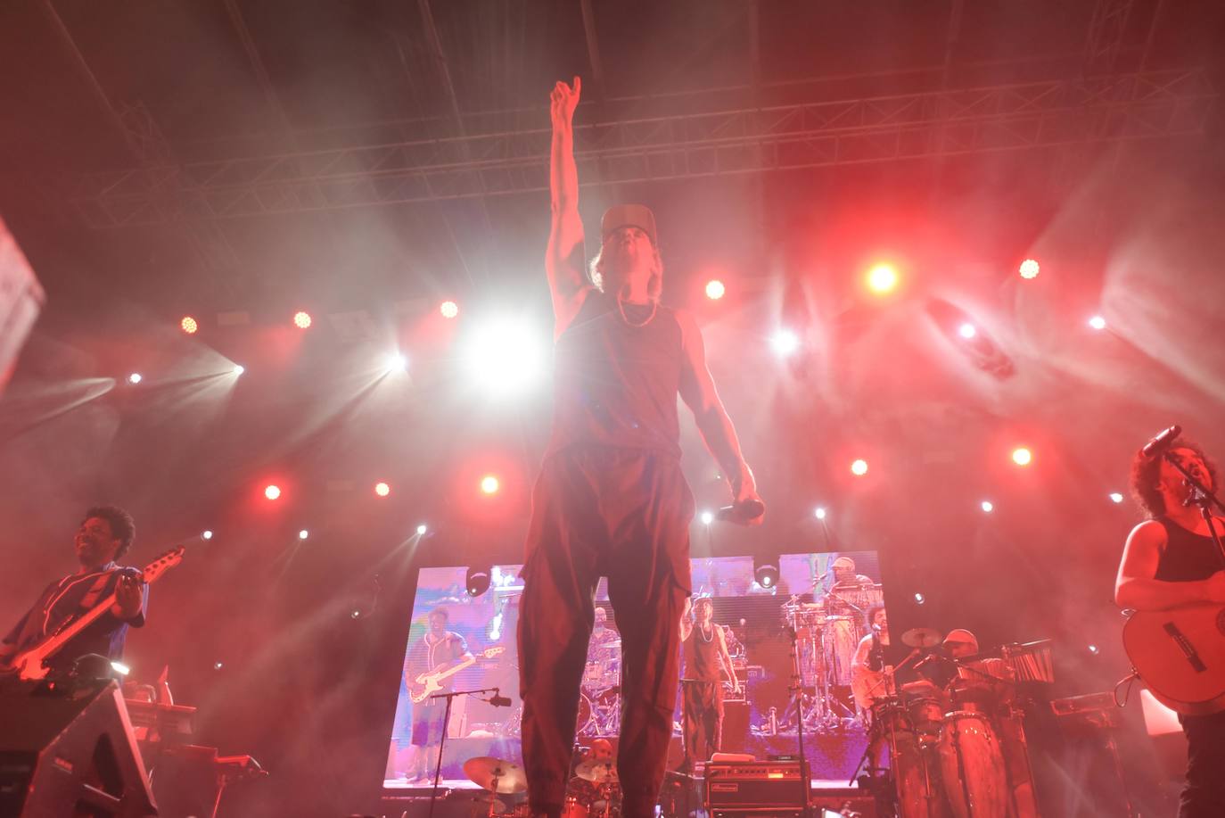 Fotos: Macaco cerró con éxito los conciertos de Sagüés