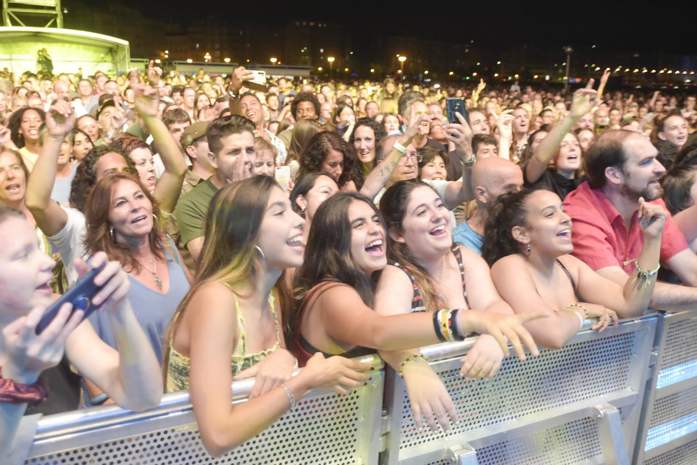 Fotos: Macaco cerró con éxito los conciertos de Sagüés