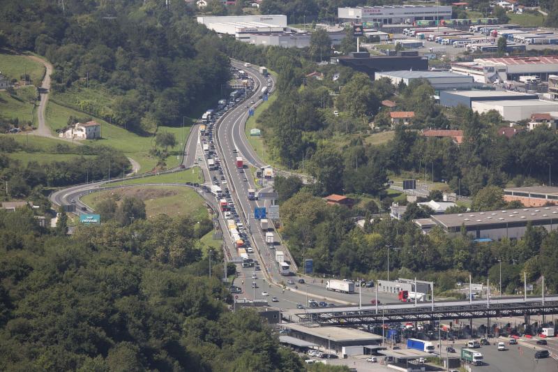 Fotos: Tranquilidad en las carreteras en la víspera de la cumbre del G-7