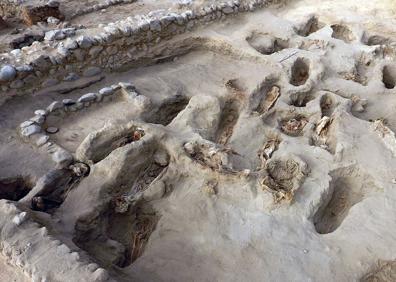 Imagen secundaria 1 - Detalles de los restos encontrados. 