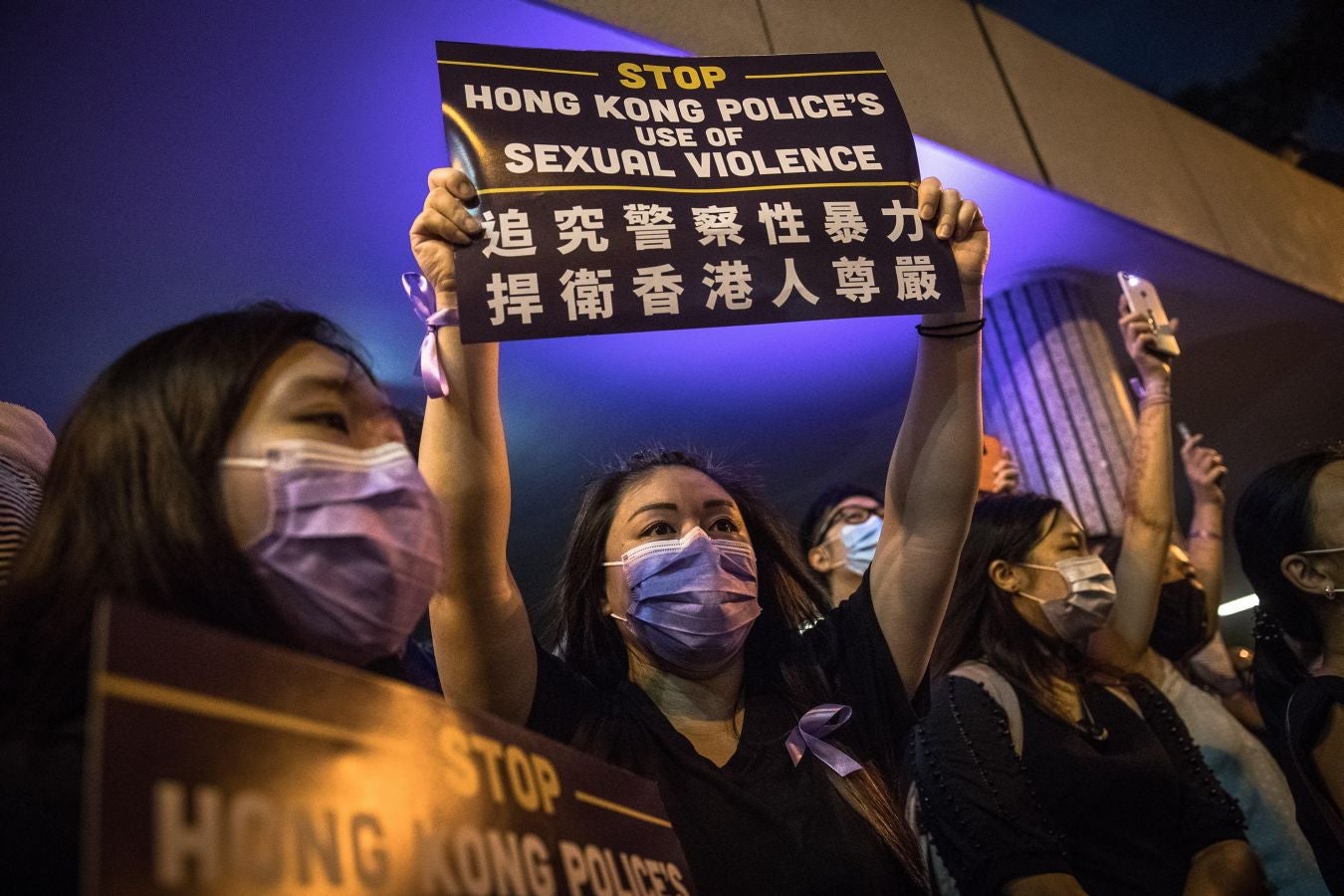 Fotos: Hong Kong se tiñe de morado