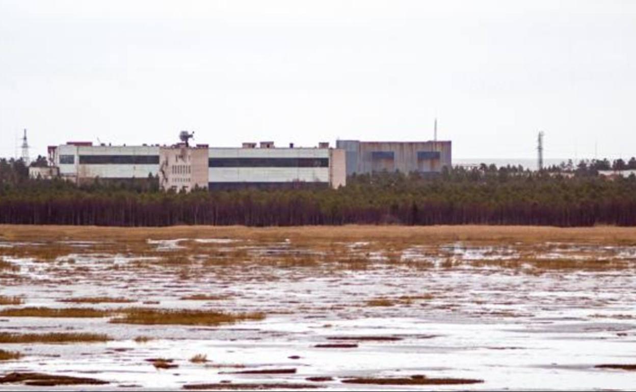 Edificios de la base naval de Nenoksa, en la región de Arcángel, al norte de Rusia, fotografiados en 2011. 