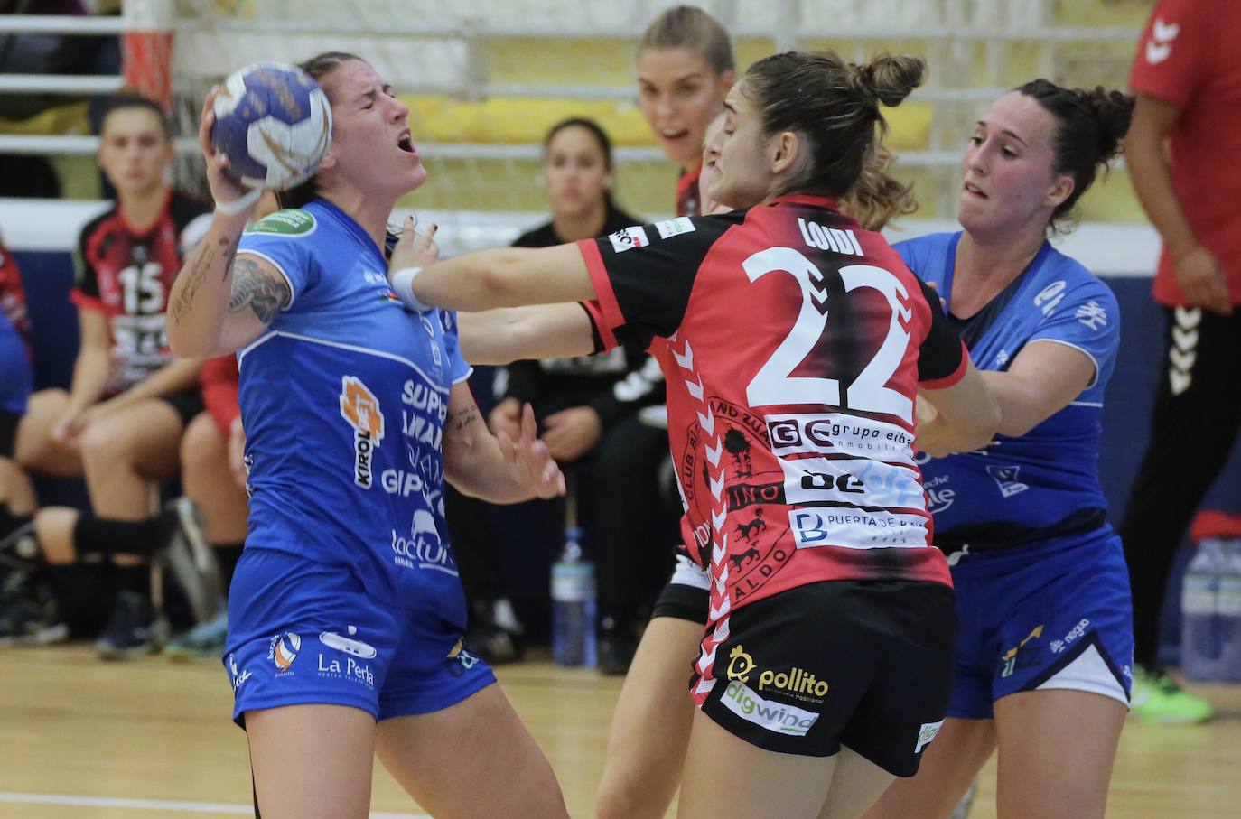 Fotos: El Bera Bera se lleva el primer partido de la temporada