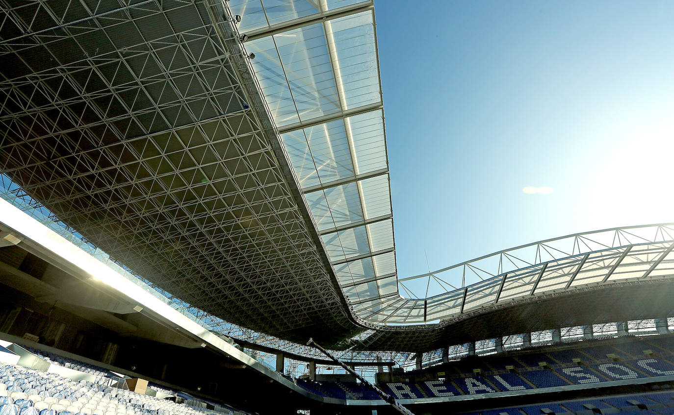 El estadio prácticamente está listo para acoger su estreno con todas las gradas completas en el Real Sociedad - Atlético de Madrid del próximo sábado 14