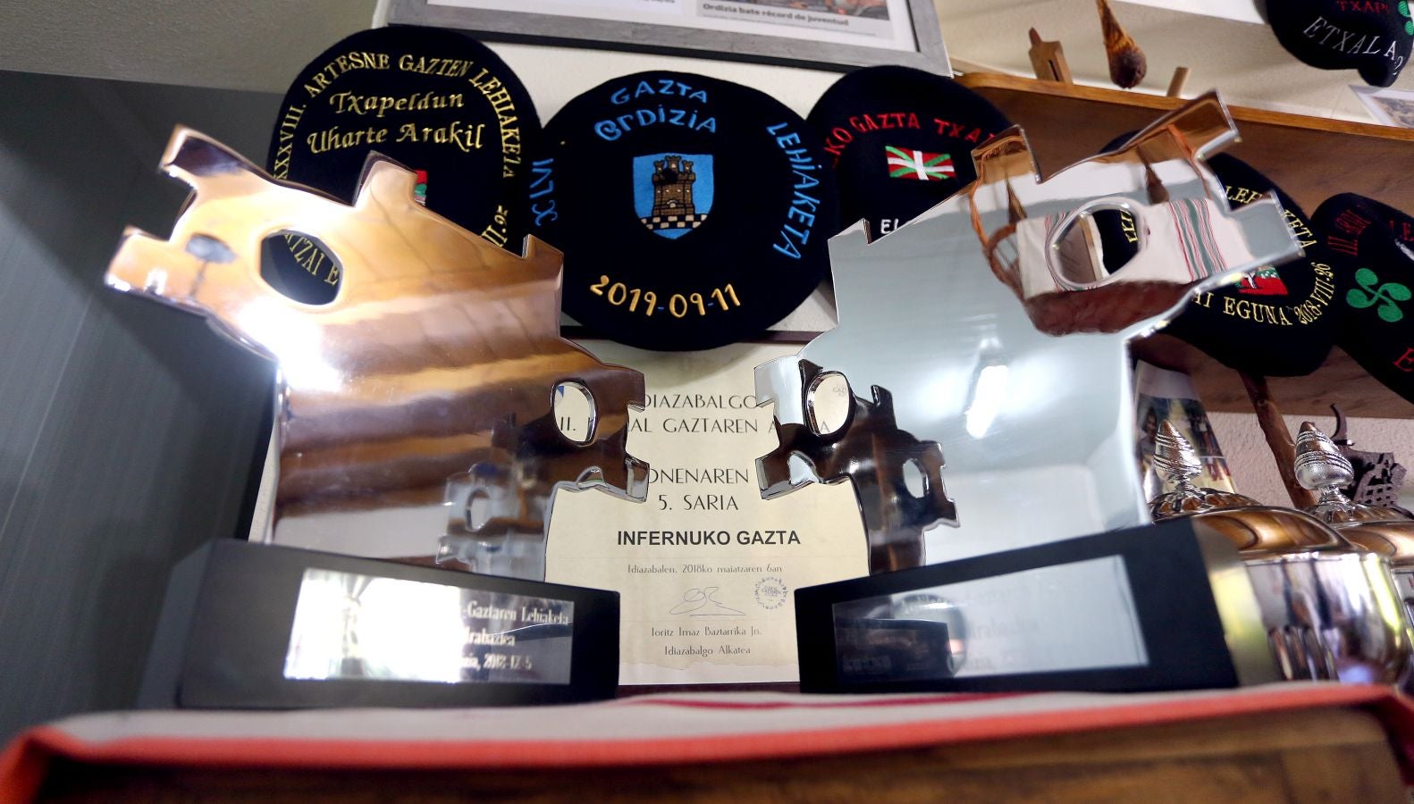 Fotos: Un día con Julen Arburua, ganador del concurso de quesos de Ordizia