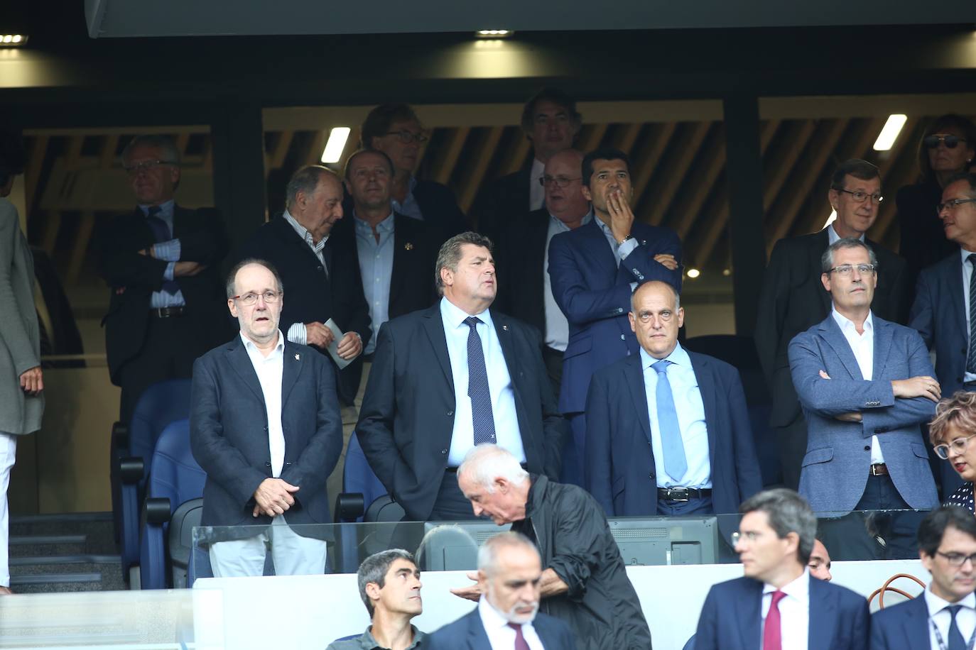 Expectación entre los aficionados de la Real Sociedad por conocer y estrenar el nuevo Reale Arena