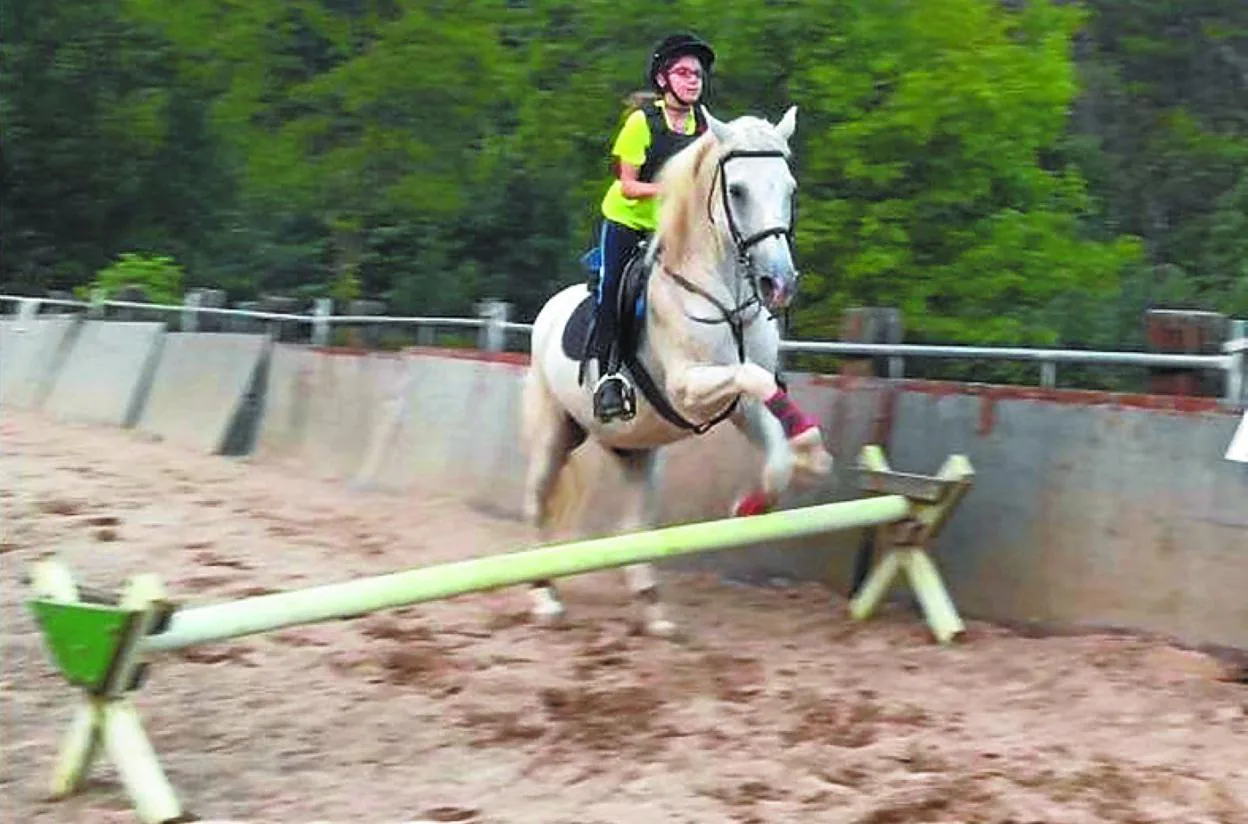 Cavaletti. Lehiaketa klasea irailaren 22an izango da. 