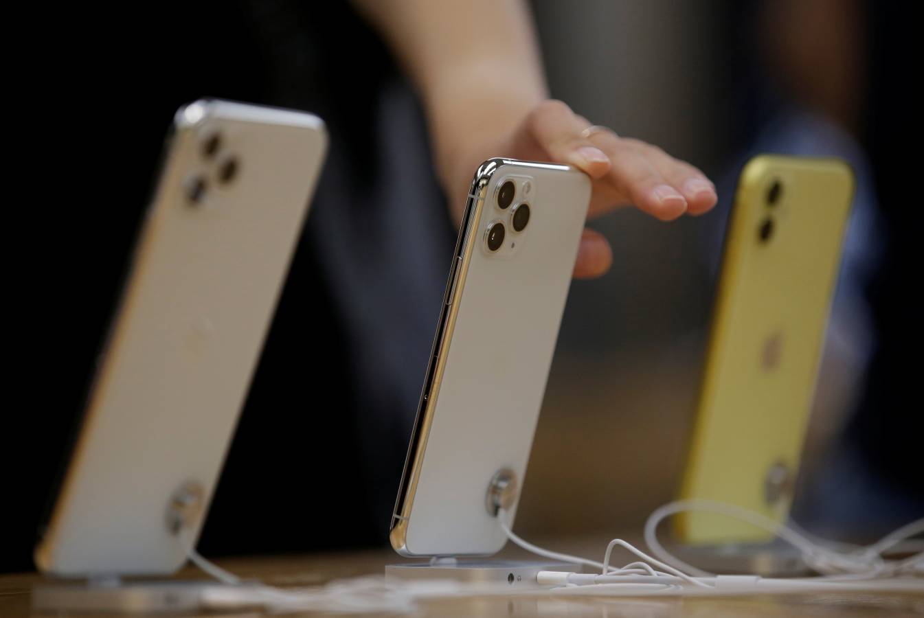 El Iphone 11 ha enamorado en Pekín y las colas por adquirir el nuevo modelo de Apple han sido enormes. 