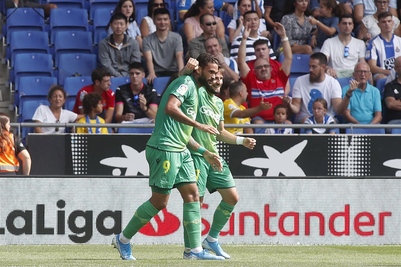 La Real Sociedad se ha llevado un merecida victoria de Cornellá tras vencer )1-3) al Espanyol. con goles de Willian José e Isak