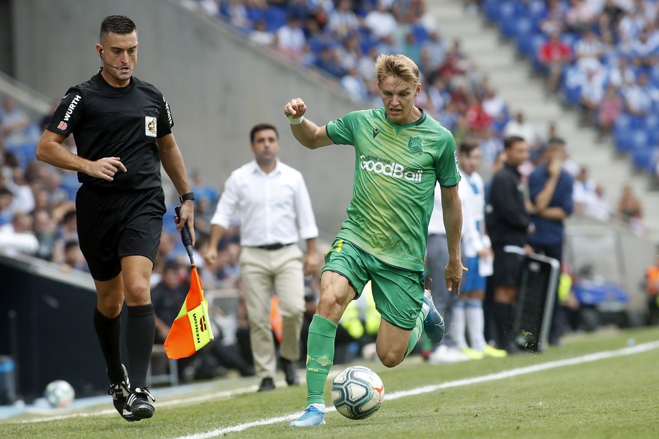 La Real Sociedad se ha llevado un merecida victoria de Cornellá tras vencer )1-3) al Espanyol. con goles de Willian José e Isak
