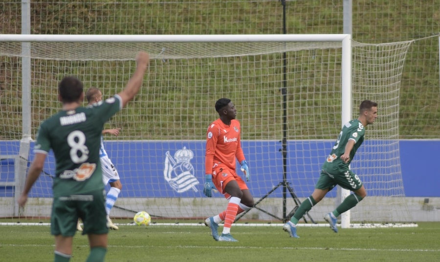 El filial realista logra un importante triunfo en Zubieta con un Garrido que resulta fundamental gracias a sus dos goles. 