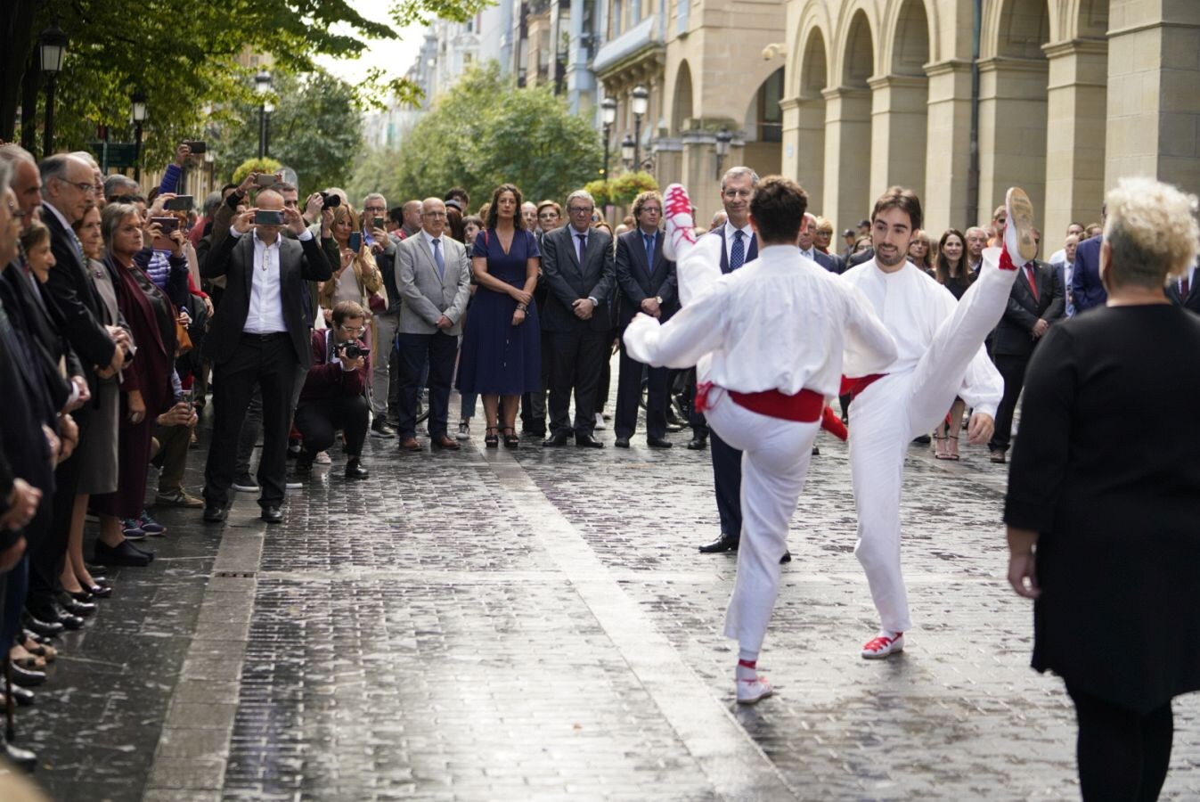 Fotos: Euskaltzaindia cierra en Donostia su centenario