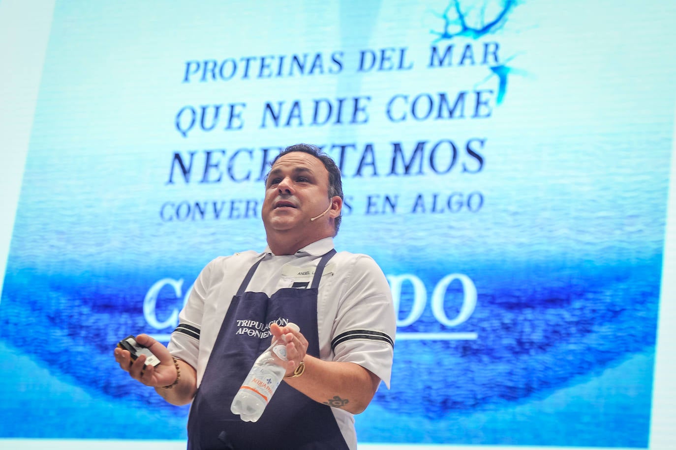 La influencia de Juan Sebastián Elcano en la tradición de la parrilla de Getaria, las palabras de Joan Roca, del tres estrellas Michelin El Celler de Can Roca (Girona), los hongos marinos descubiertos por el triestrellado Ángel León (Aponiente) o la reinvención de la tradición colombiana a cargo de Leonor Espinosa han destacado este martes en la segunda jornada de San Sebastian Gastronomika