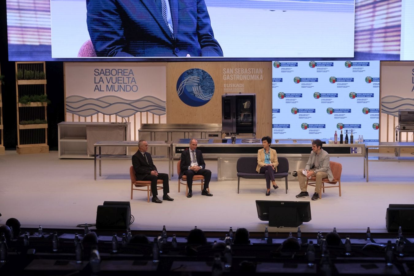 El concurso de parrillas es el evento destacado de la tercera jornada del congreso gastronómico